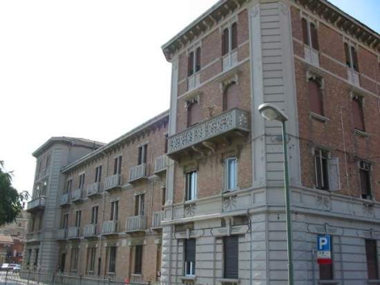 La "casa dei ferrovieri"